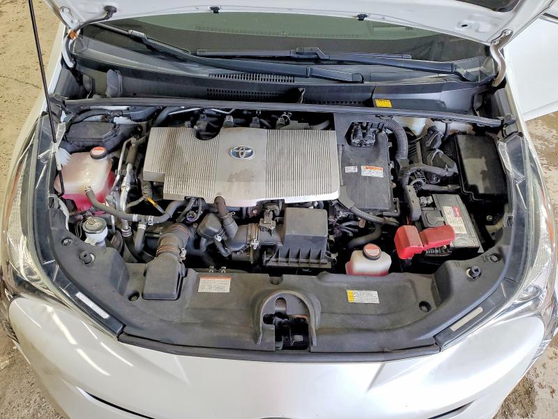 Photo 12 from auction – 2016 TOYOTA PRIUS with VIN JTDKARFU8G3513848
