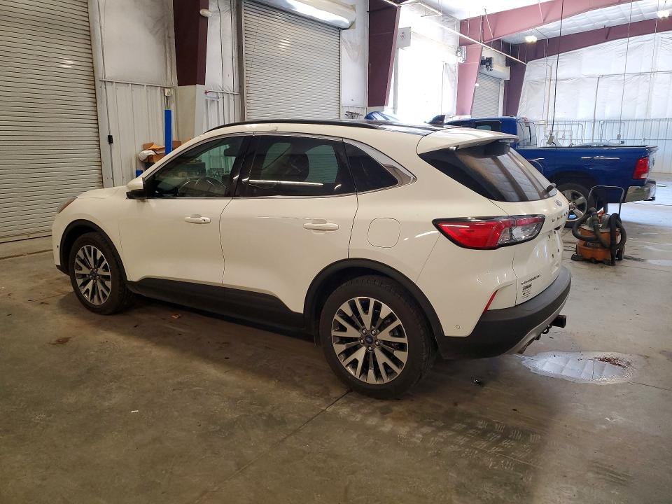 Photo 2 from auction – 2020 FORD ESCAPE with VIN 1FMCU9J90LUC22520