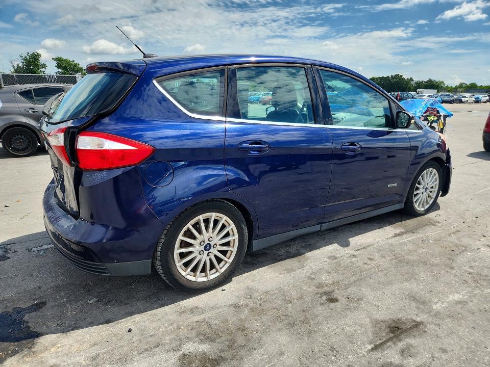 Photo 3 from auction – 2016 FORD C-MAX with VIN 1FADP5CU5GL104507