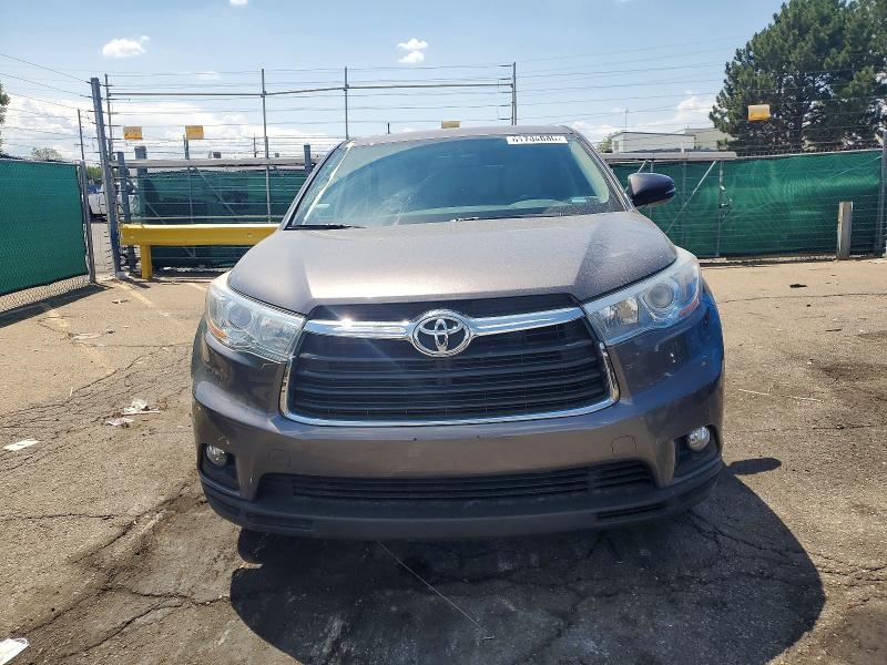 Photo 5 from auction – 2016 TOYOTA HIGHLANDER with VIN 5TDBKRFH3GS340402