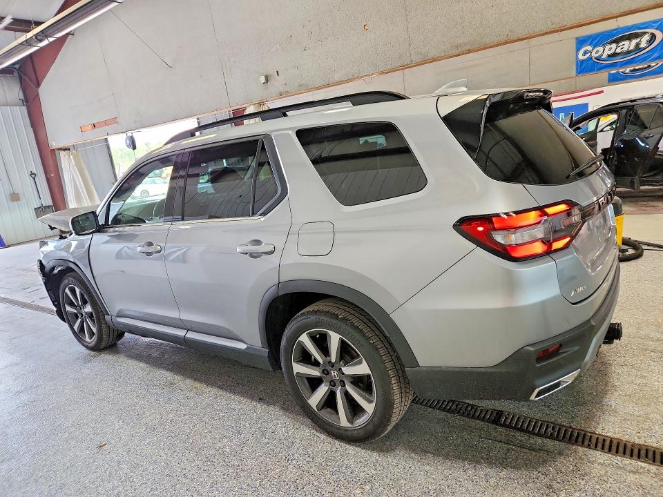 Photo 2 from auction – 2025 HONDA PILOT with VIN 5FNYG1H84SB151362