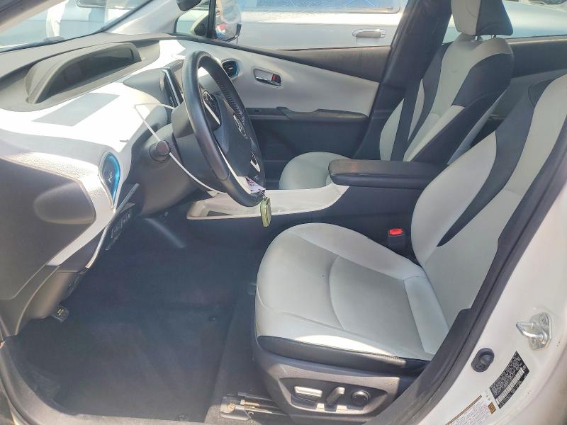 Photo 7 from auction – 2018 TOYOTA PRIUS with VIN JTDKARFU1J3553972