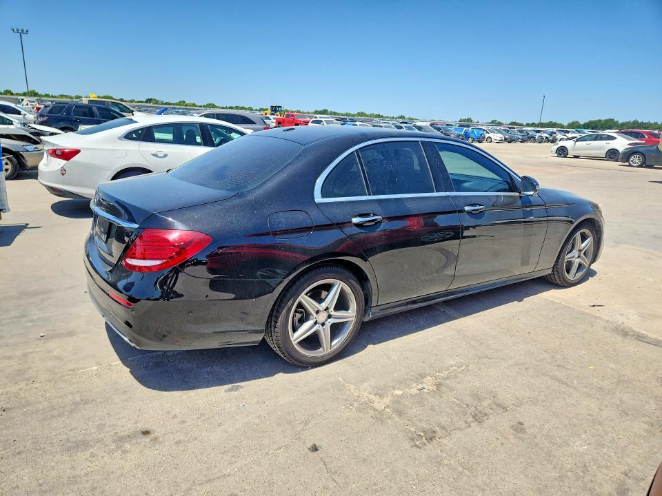 Photo 3 from auction – 2017 MERCEDES-BENZ E with VIN WDDZF4JB5HA158374