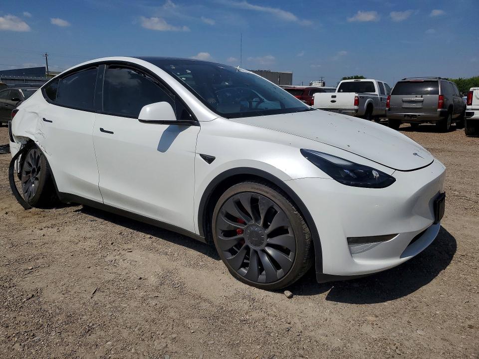 Photo 4 from auction – 2025 TESLA MODEL Y with VIN 7SAYGDEF6SA345931