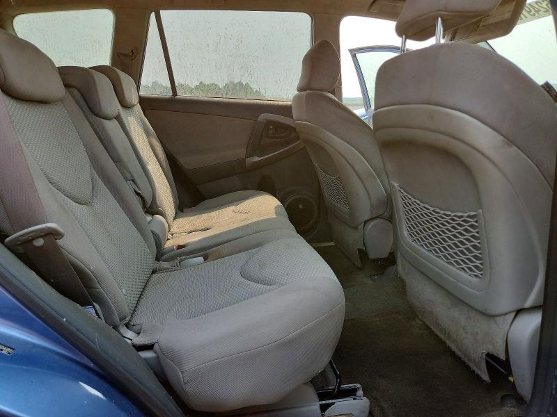 Photo 11 from auction – 2006 TOYOTA RAV4 with VIN JTMBD31V265040892