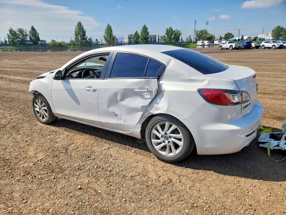 Photo 2 from auction – 2013 MAZDA 3 with VIN JM1BL1V72D1771801