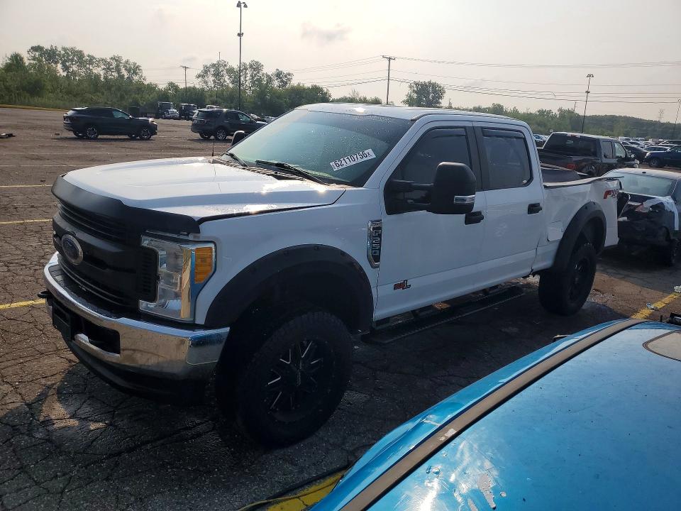 FORD F250 2017 with VIN 1FT7W2B61HEB83868 - Photo from auction