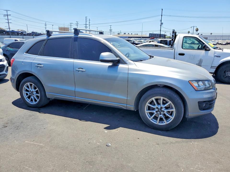 Photo 4 from auction – 2010 AUDI Q5 with VIN WA1CKAFP5AA080547