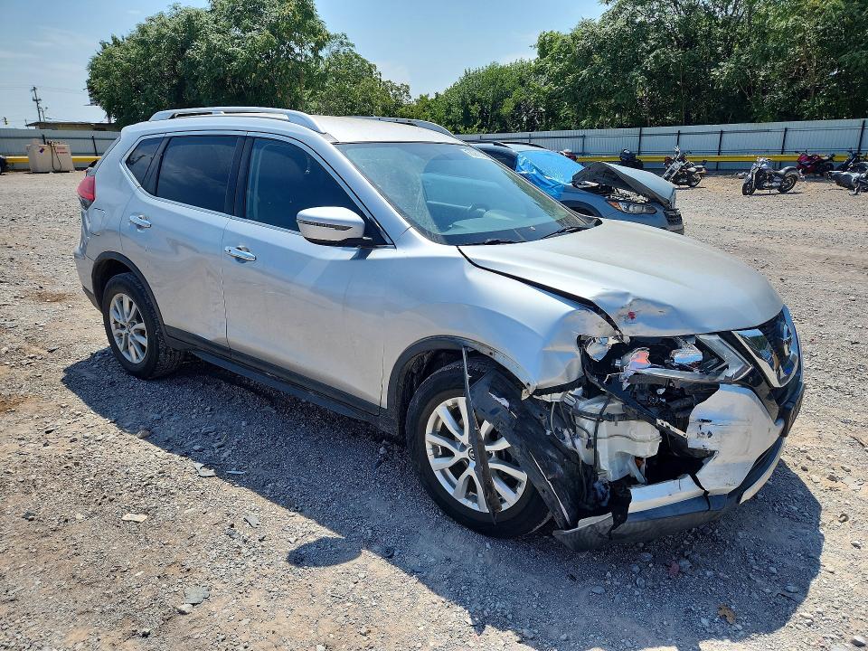 Снимка 4 от търг – 2017 NISSAN ROGUE с VIN KNMAT2MT8HP564669