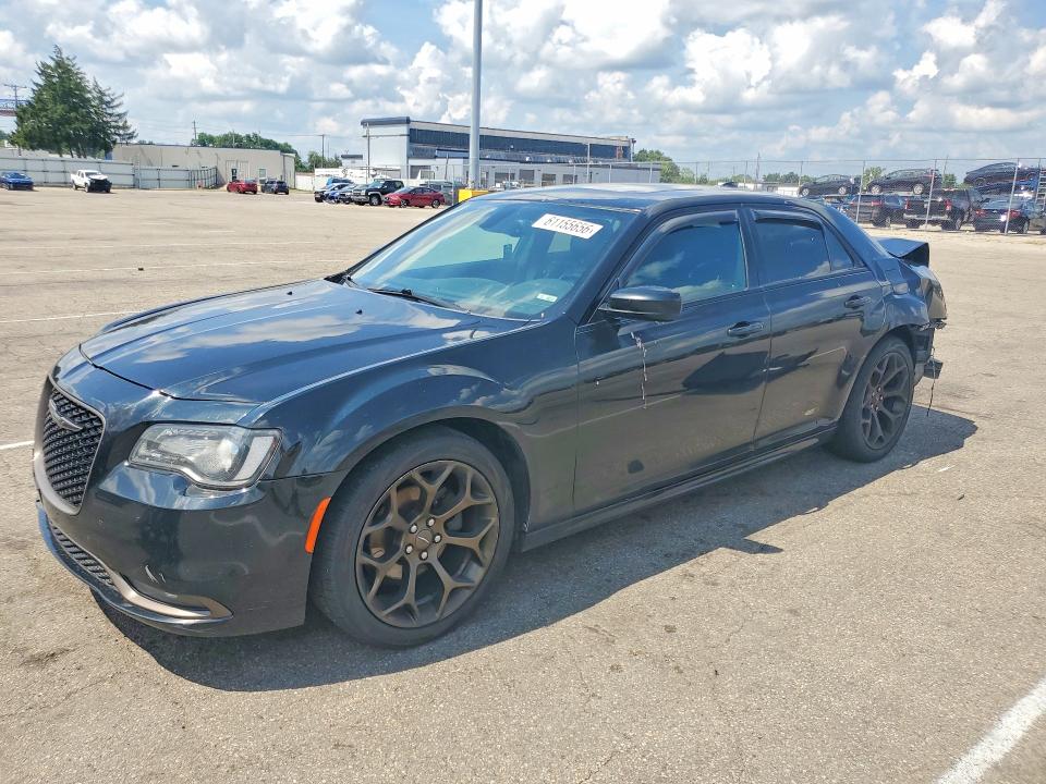 CHRYSLER 300 2016 with VIN 2C3CCABG0GH321096 - Photo from auction