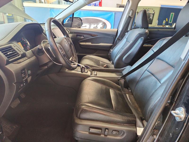 Снимка 7 от търг – 2018 HONDA PILOT с VIN 5FNYF5H90JB011956