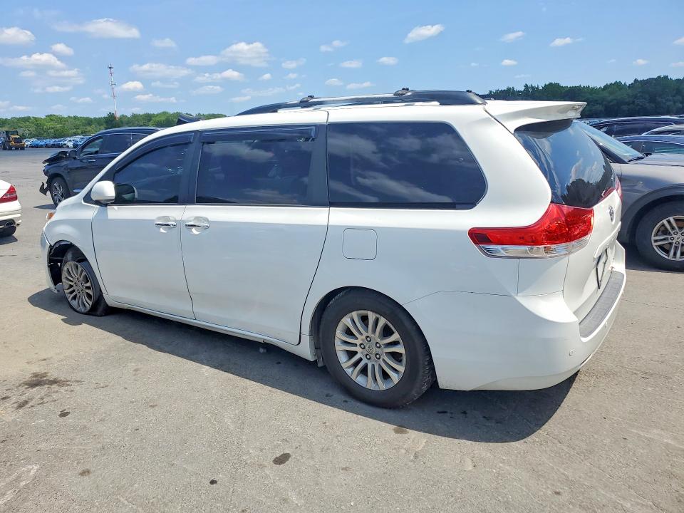 صورة رقم 2 من المزاد - 2011 TOYOTA SIENNA مع VIN 5TDYK3DC8BS140879