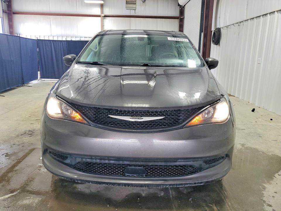 Photo 5 from auction – 2022 CHRYSLER VOYAGER with VIN 2C4RC1CG2NR158138