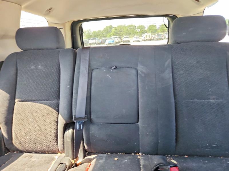 Фото 10 с аукциона – 2008 GMC YUKON с VIN 1GKFK13008R166357
