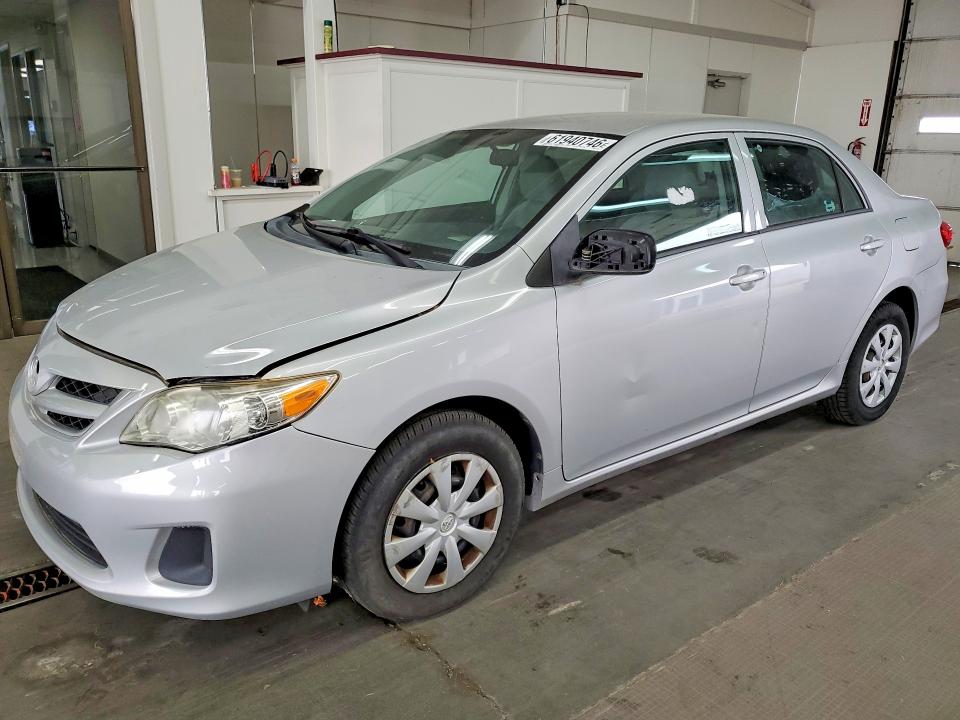TOYOTA COROLLA 2013 с VIN 2T1BU4EE2DC962319 - Снимка от търг