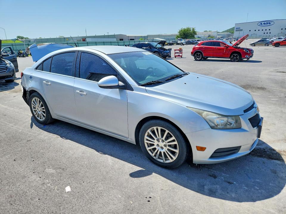 Photo 4 from auction – 2014 CHEVROLET CRUZE with VIN 1G1PH5SB5E7209017