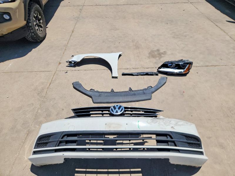 Photo 12 from auction – 2017 VOLKSWAGEN JETTA with VIN 3VWDB7AJ8HM313136