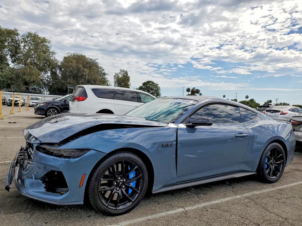 2024 FORD MUSTANG