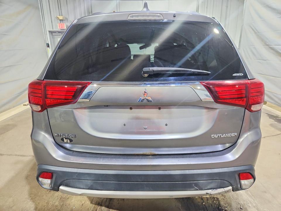 Photo 6 from auction – 2018 MITSUBISHI OUTLANDER with VIN JA4AZ3A35JZ039761