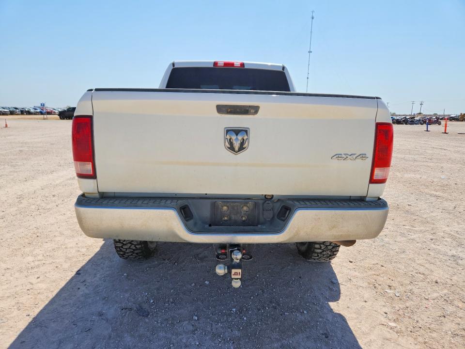 Photo 6 from auction – 2014 RAM 2500 with VIN 3C6TR5CT1EG146956
