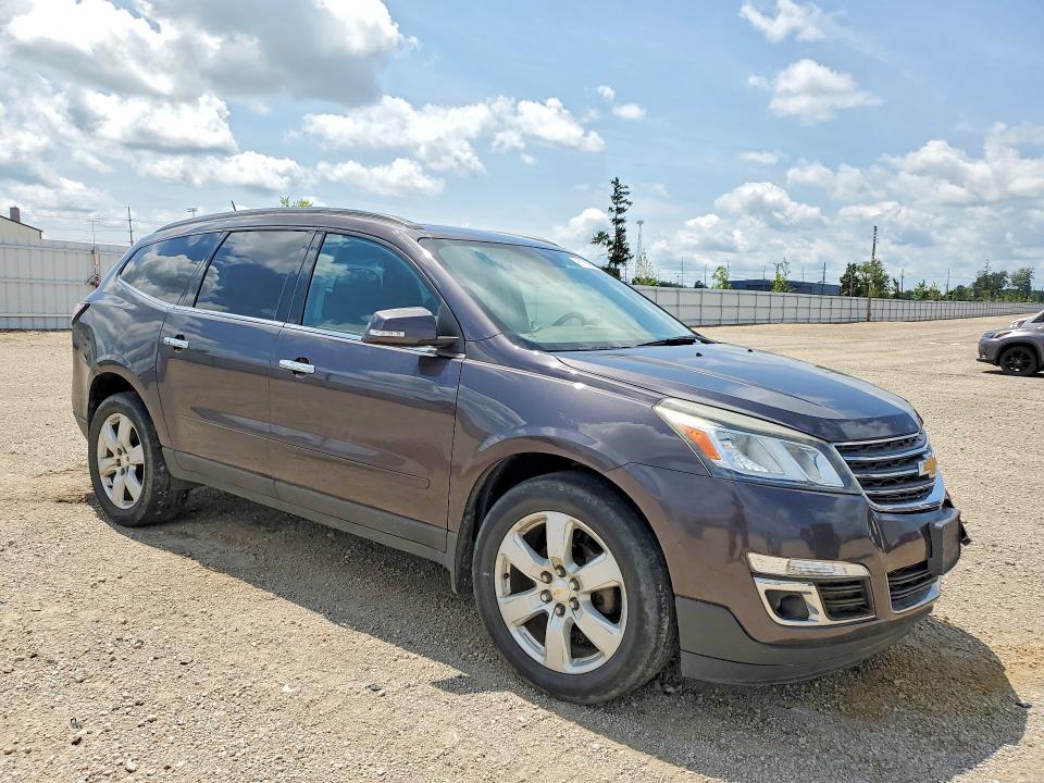 Photo 4 from auction – 2017 CHEVROLET TRAVERSE with VIN 1GNKVGKD4HJ277685