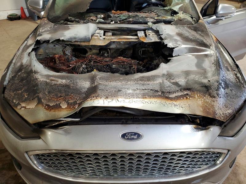Photo 11 from auction – 2020 FORD FUSION with VIN 3FA6P0CD2LR136595