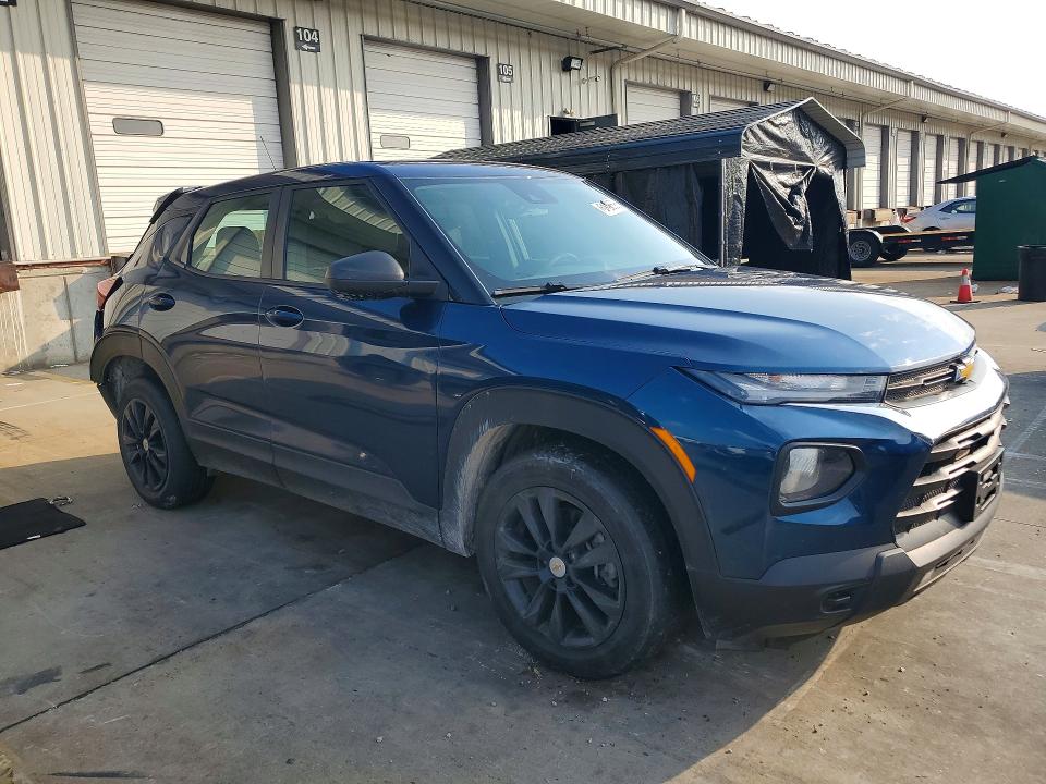 Photo 4 from auction – 2021 CHEVROLET TRAILBLAZER with VIN KL79MMS22MB143802