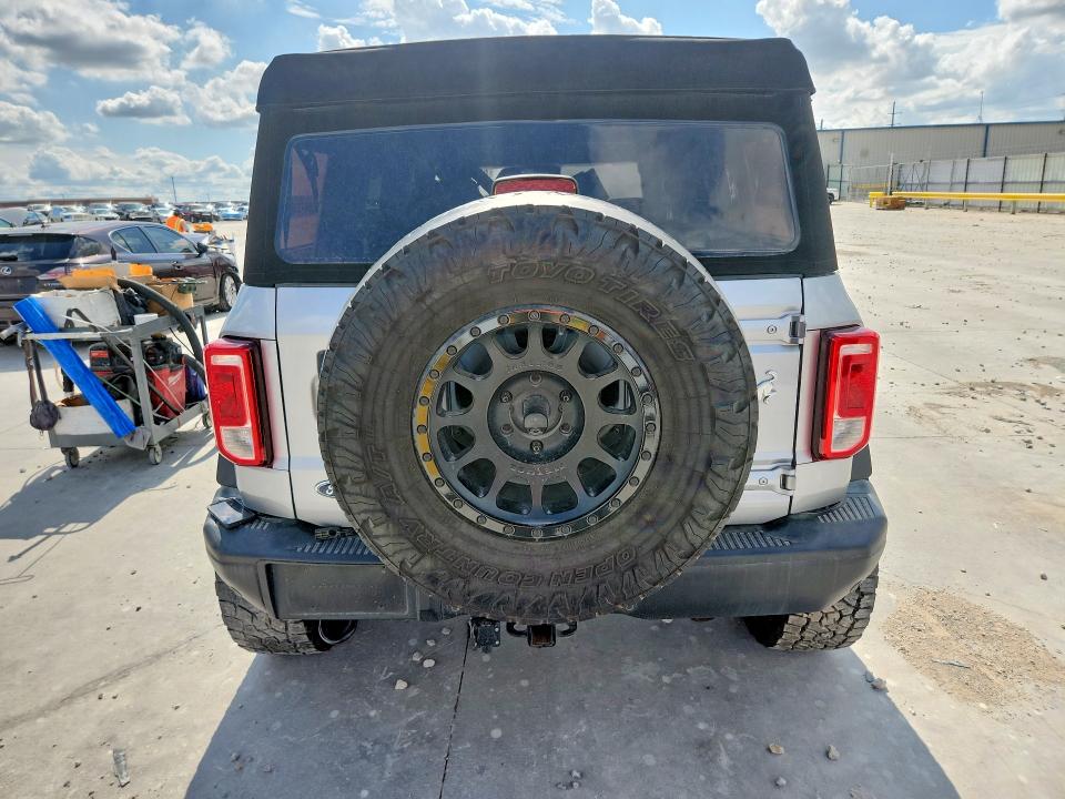 Photo 6 from auction – 2023 FORD BRONCO with VIN 1FMDE5BH6PLB10378