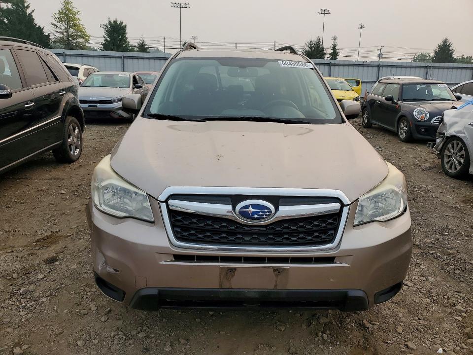 Photo 5 from auction – 2015 SUBARU FORESTER with VIN JF2SJADC2FH435548