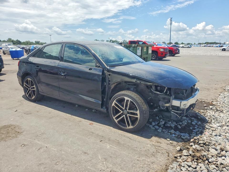 Photo 4 from auction – 2018 AUDI A3 with VIN WAUAUGFF6J1006830