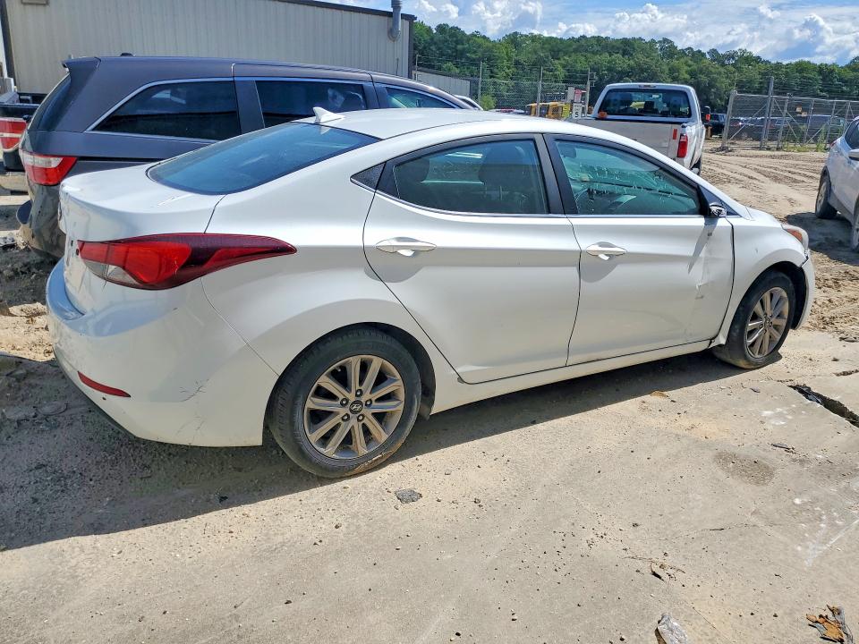 Photo 3 from auction – 2015 HYUNDAI ELANTRA with VIN 5NPDH4AE6FH586369