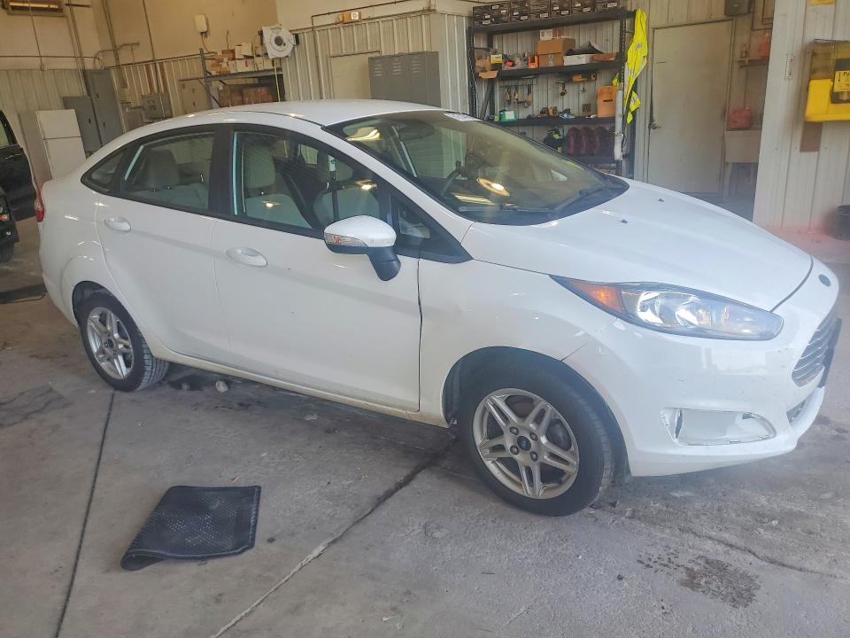 Photo 4 from auction – 2018 FORD FIESTA with VIN 3FADP4BJXJM135047