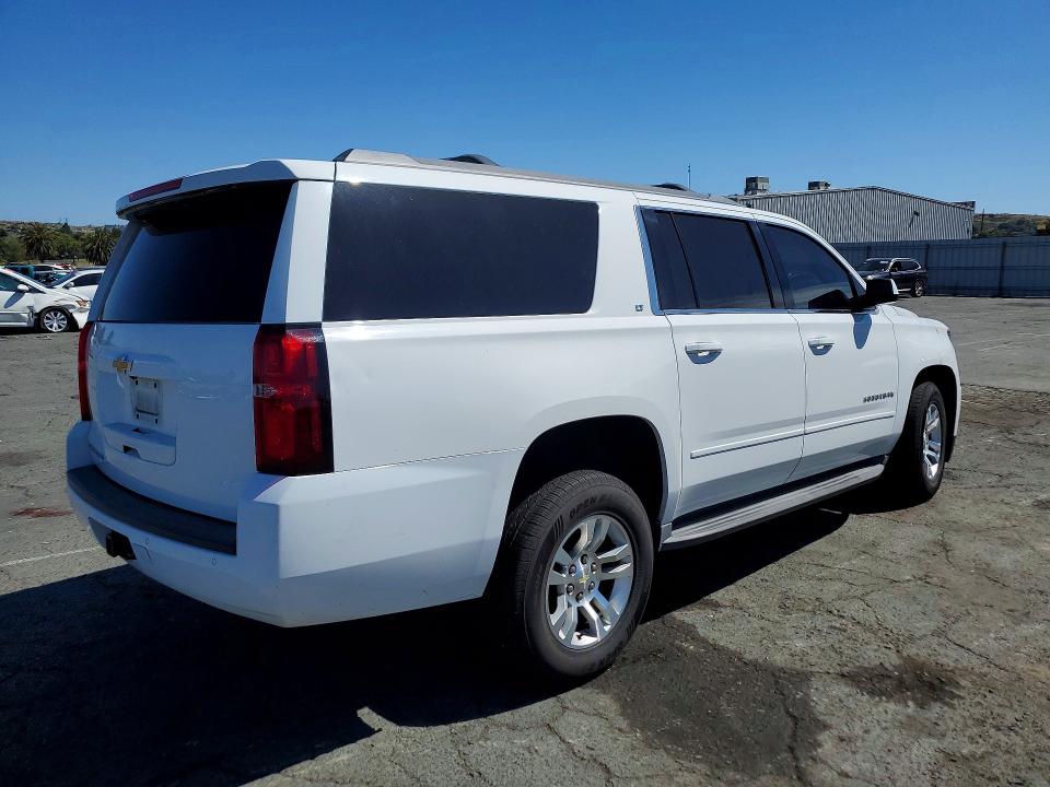 Снимка 3 от търг – 2015 CHEVROLET SUBURBAN с VIN 1GNSCJKC1FR639836