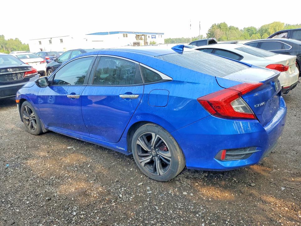 Photo 2 from auction – 2018 HONDA CIVIC with VIN 2HGFC1F98JH106420
