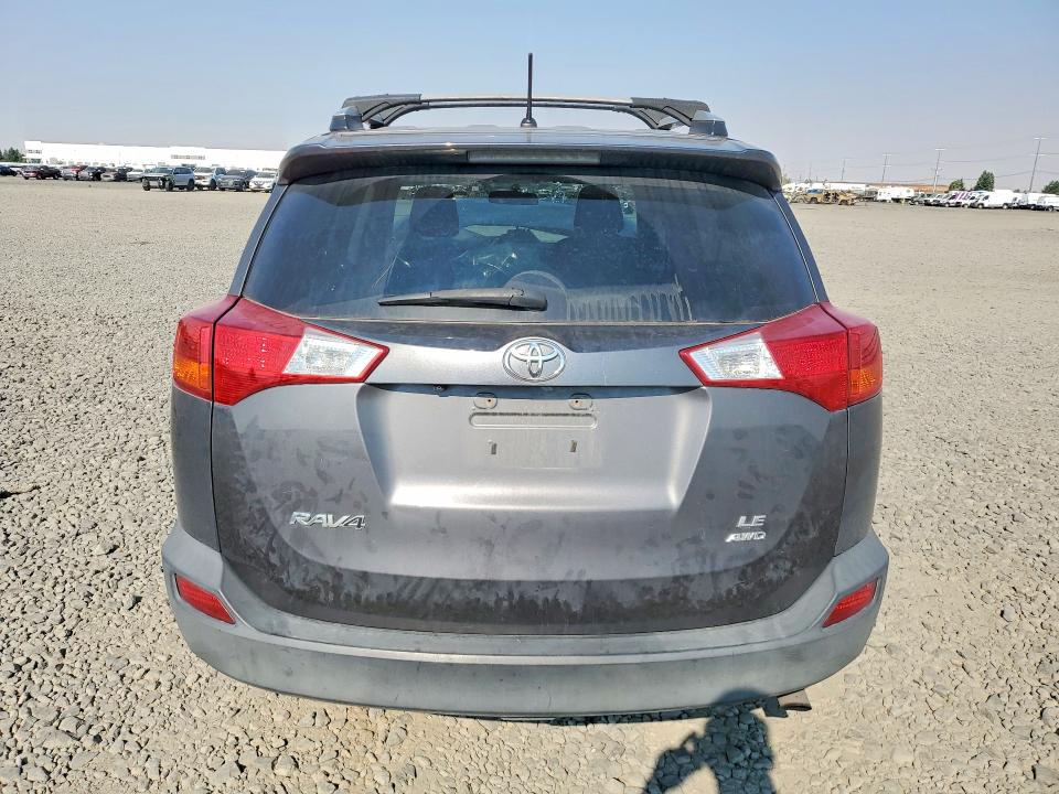 Photo 6 from auction – 2015 TOYOTA RAV4 with VIN 2T3BFREV3FW276354