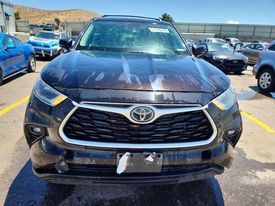 Photo 5 from auction – 2021 TOYOTA HIGHLANDER with VIN 5TDZZRAH2MS078384