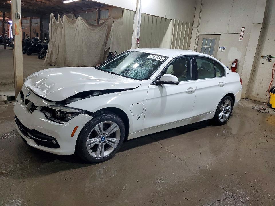 BMW 330E 2018 مع رقم تعريف المركبة WBA8E1C56JA178327 - صورة من المزاد