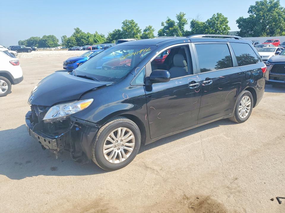 TOYOTA SIENNA 2015 with VIN 5TDYK3DC5FS539304 - Photo from auction