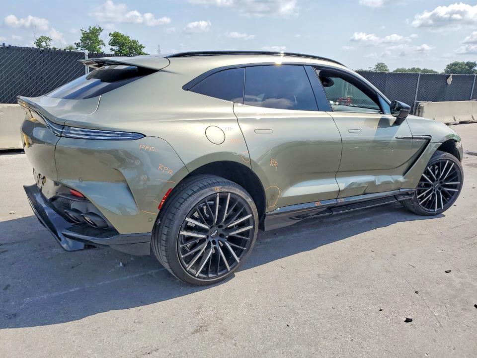 Photo 3 from auction – 2025 ASTON MARTIN DBX with VIN SD7VUJDW0STV12390