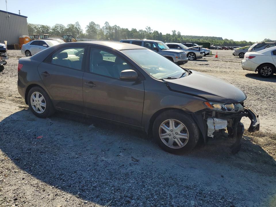 Foto 4 de la subasta – 2013 KIA FORTE con VIN KNAFU4A28D5727673