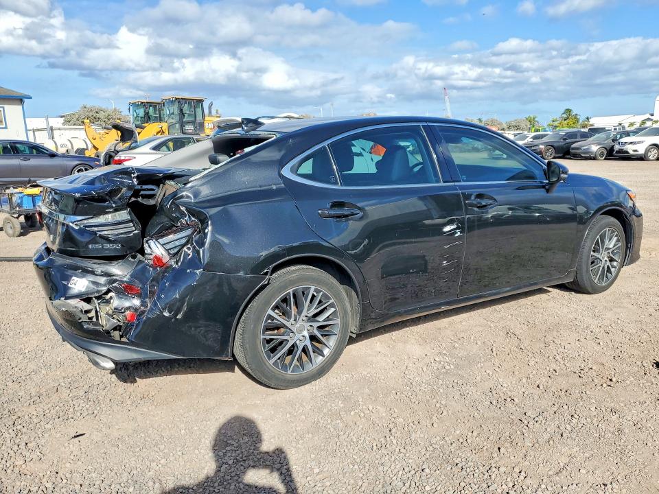 Снимка 3 от търг – 2016 LEXUS ES с VIN 58ABK1GG4GU032033