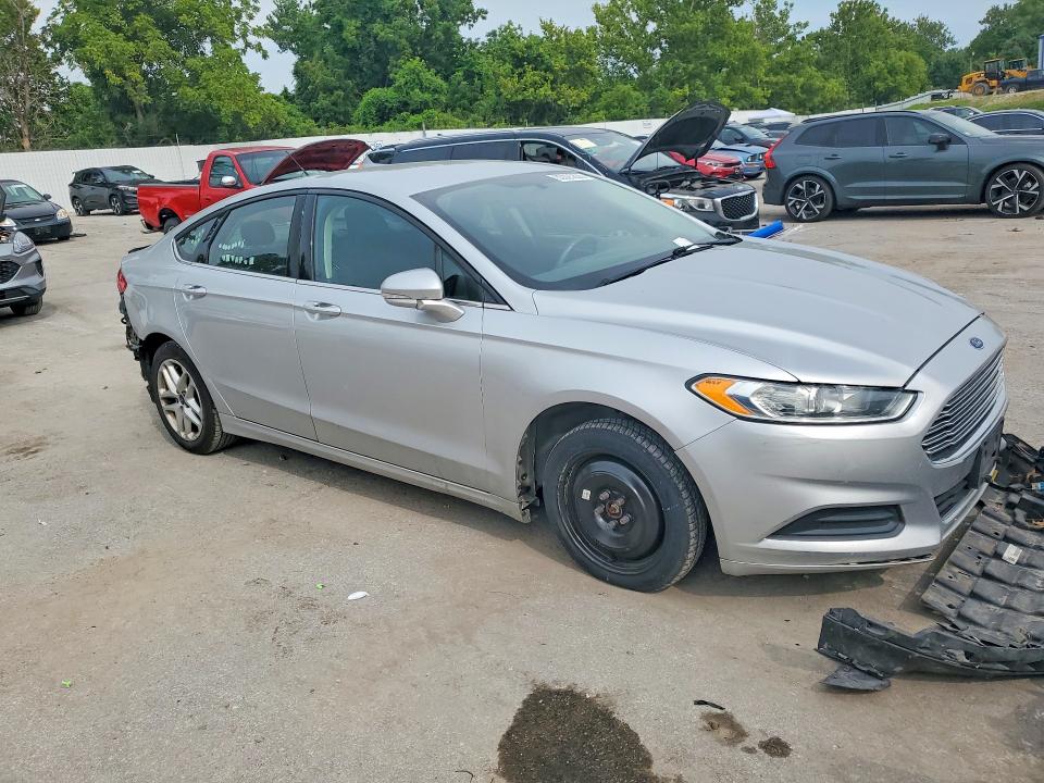 Photo 4 from auction – 2016 FORD FUSION with VIN 3FA6P0H75GR216983
