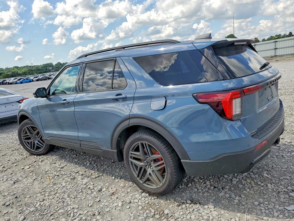 Photo 2 from auction – 2025 FORD EXPLORER with VIN 1FMUK8KH9SGC39551