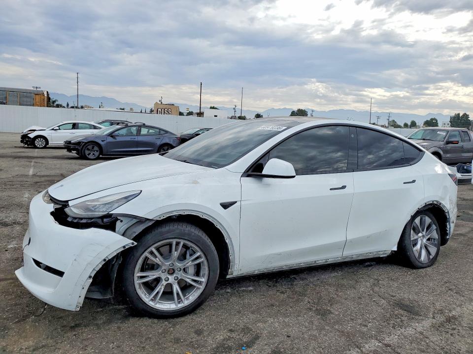 2023 TESLA MODEL Y - Търг №60979236