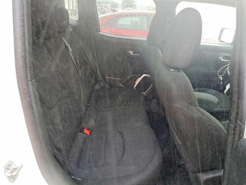 Photo 10 from auction – 2018 JEEP RENEGADE with VIN ZACCJBBB8JPH41402