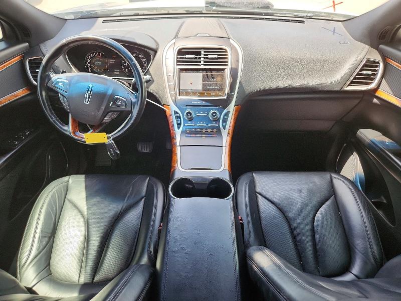 Photo 8 from auction – 2016 LINCOLN MKX with VIN 2LMTJ6LR7GBL53965