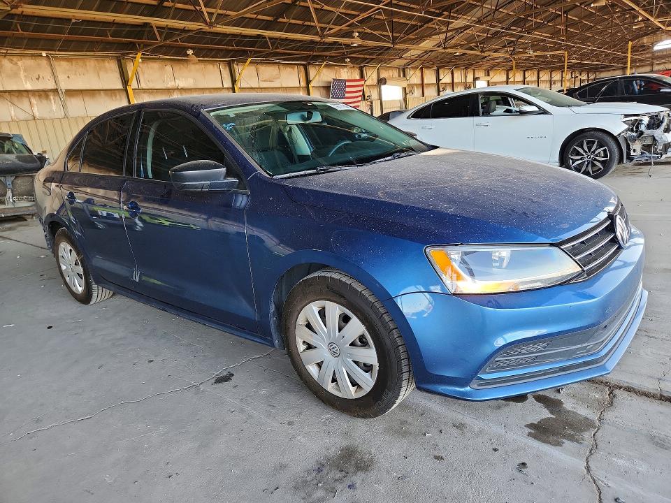 Photo 4 from auction – 2016 VOLKSWAGEN JETTA with VIN 3VW267AJ3GM321364