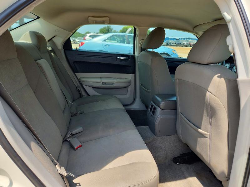 Photo 10 from auction – 2008 CHRYSLER 300 with VIN 2C3LA43R68H293023