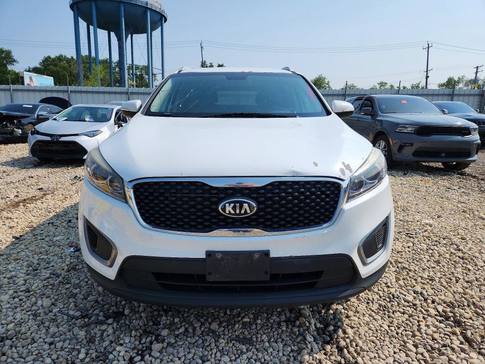 Foto 5 de la subasta – 2016 KIA SORENTO con VIN 5XYPGDA32GG109963
