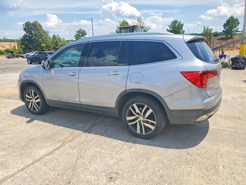 Photo 2 from auction – 2016 HONDA PILOT with VIN 5FNYF5H95GB053998